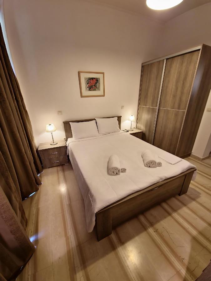 Apartment Alexandra 10 *